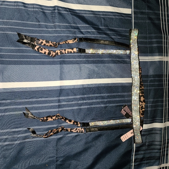 Victoria Secret - Picture 2 of 9